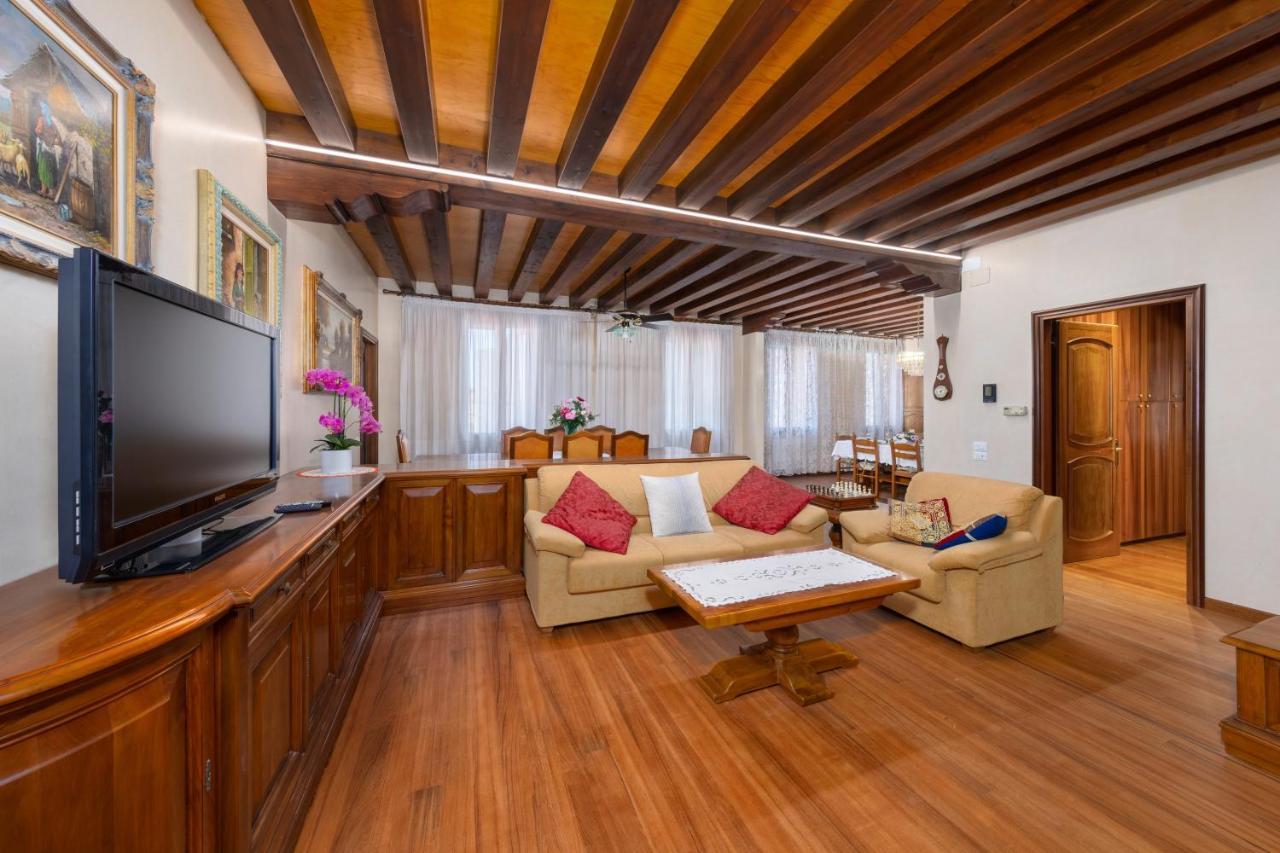 Апартаменти Giulia House Венеція Екстер'єр фото