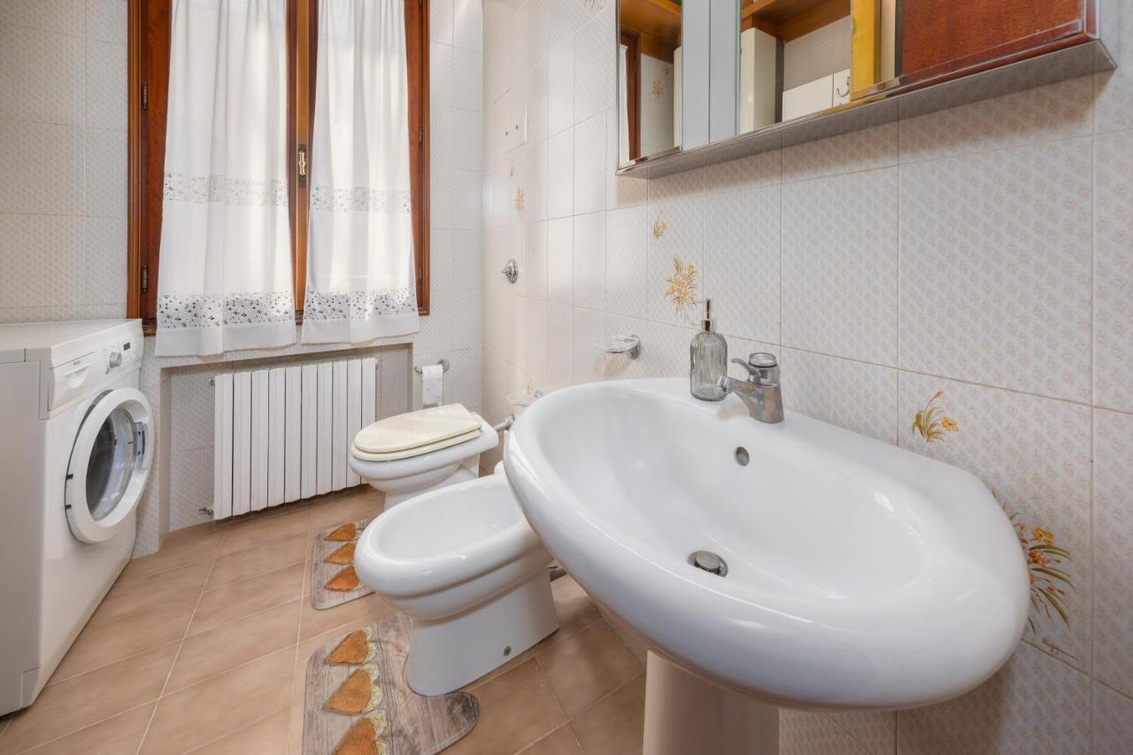 Апартаменти Giulia House Венеція Екстер'єр фото